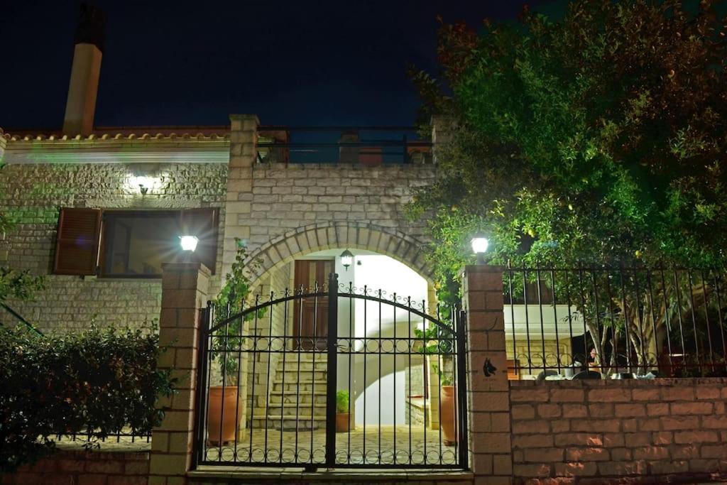 Апартаменти Το Πετρινο - Καλοκαιρινό Σπίτι Κοντά Στα Σύβοτα - Φασκομηλια Faskomilia Екстер'єр фото